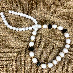 Vintage 80s White Black Bead Bauble Necklace